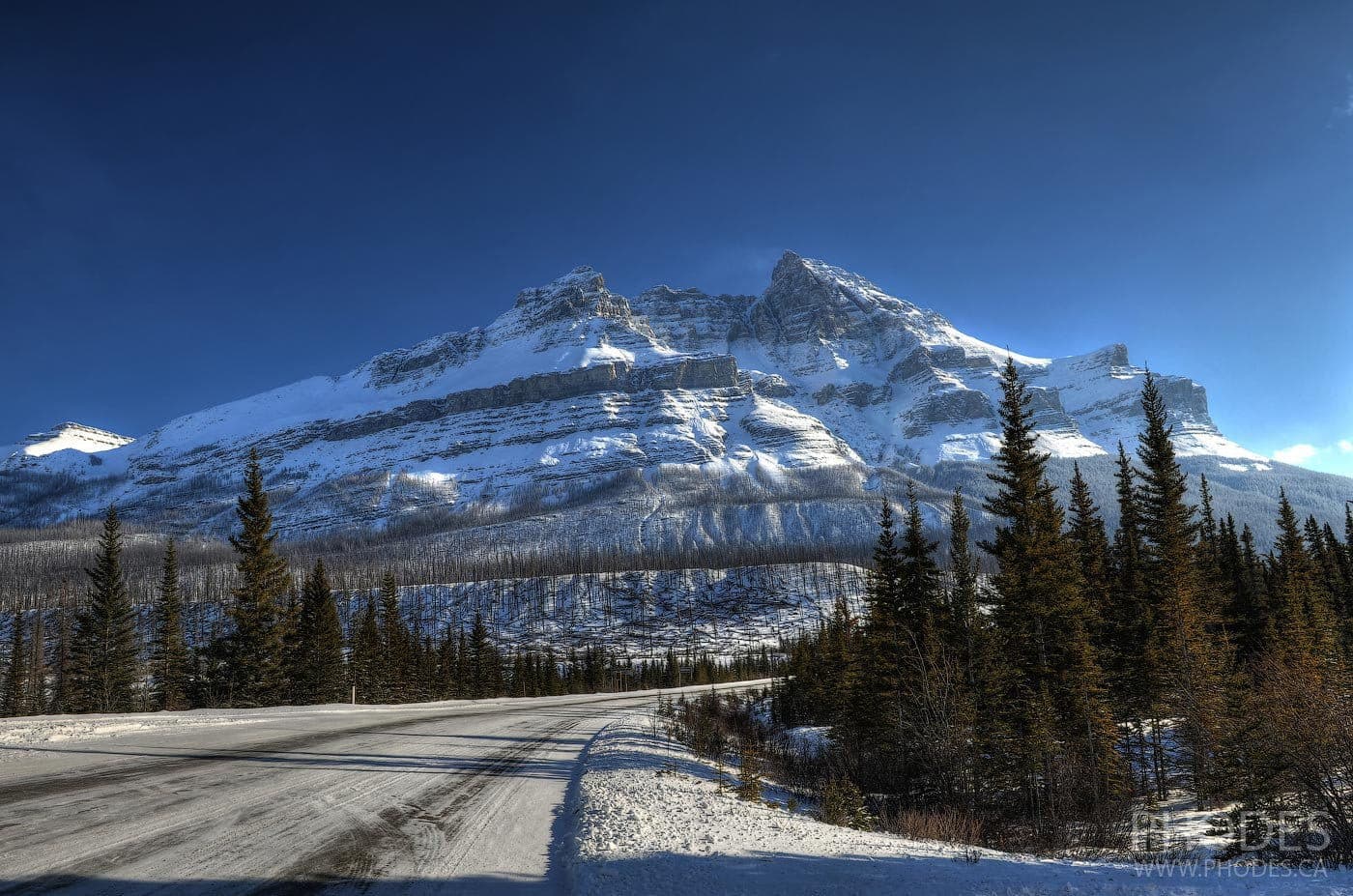 Дорога Icefields Parkway в Национальном парке Jasper