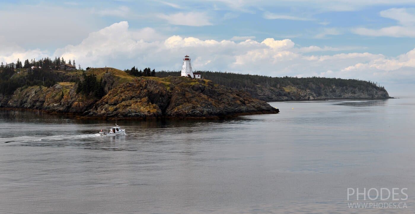 Swallow Tail Lighthouse from the ferry Adventure