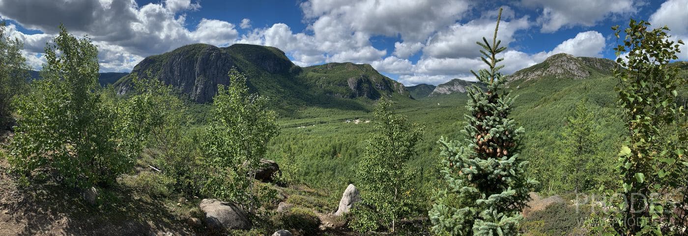 Lac-des-Cygnes Mount Trail - Grands-Jardins National Park - Quebec - Canada